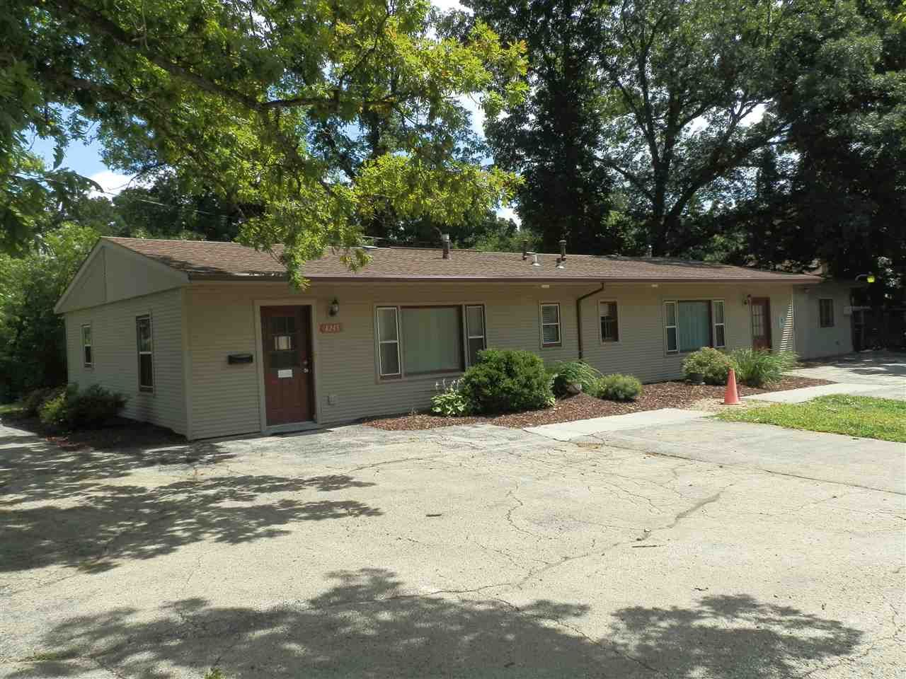 4245 Fox Hills Dr, Janesville, WI 53546
